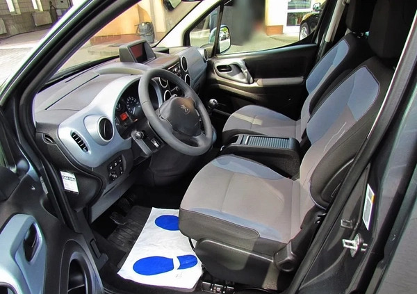 Peugeot Partner cena 28800 przebieg: 235000, rok produkcji 2013 z Kłobuck małe 466